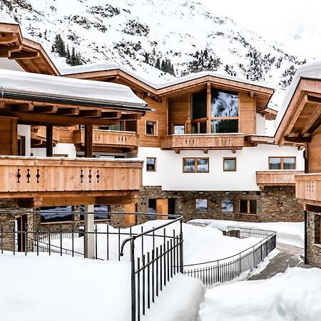 Das Chaletdorf - Pitztal Sankt Leonhard im Pitztal Exterior photo
