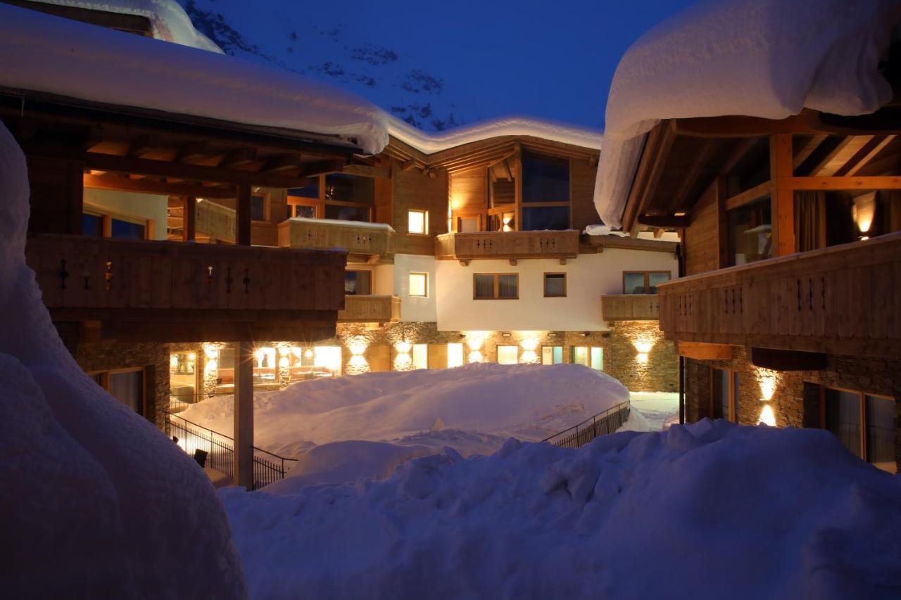 Das Chaletdorf - Pitztal Sankt Leonhard im Pitztal Exterior photo